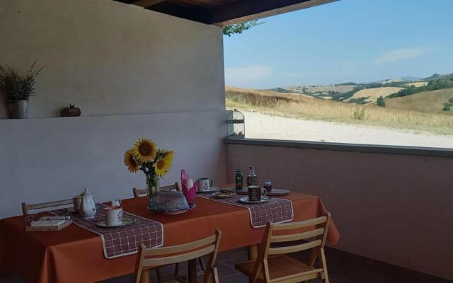 Cozy holiday home in the charming Urbino countryside