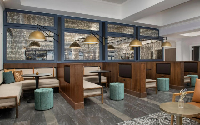 Courtyard by Marriott Savannah Downtown/Historic District