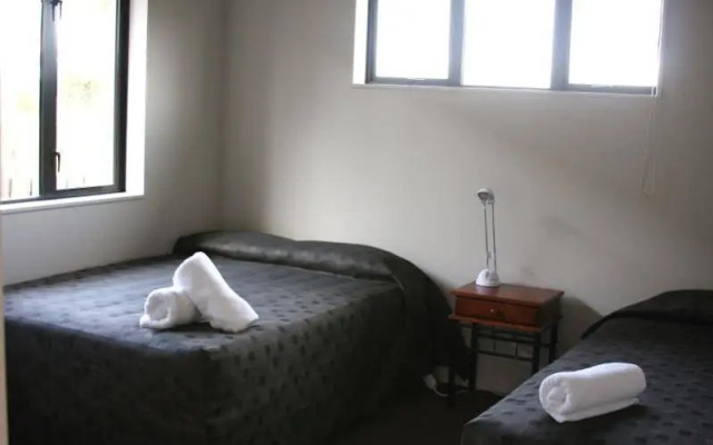Station Lodge - Hostel