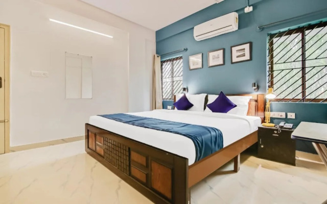 SilverKey Executive Stays 24047 Airport