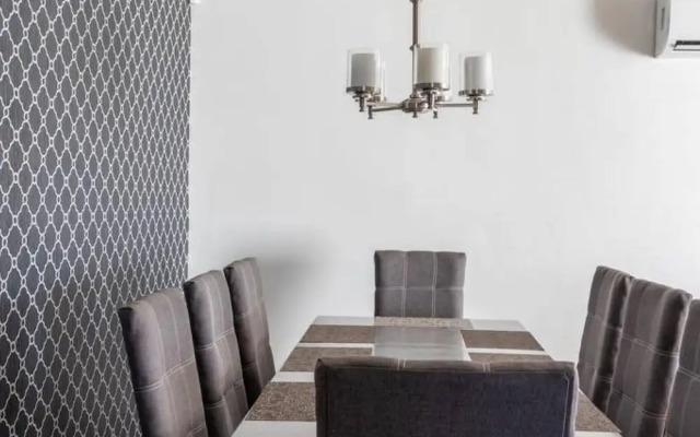 Stunning Modern Home