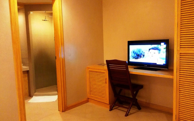 Shore Time Hotel