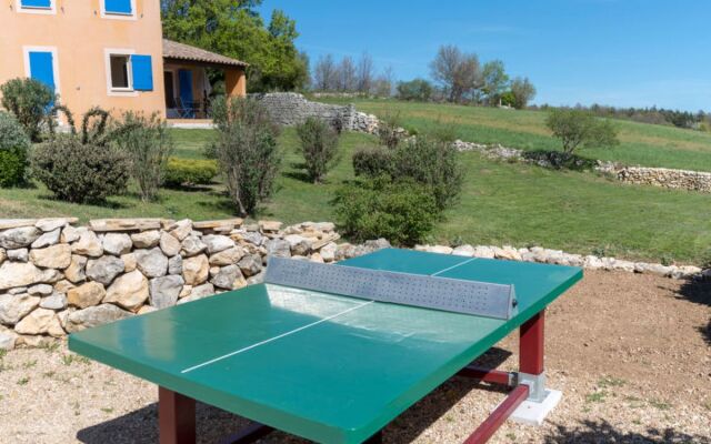 Hotel Le Claux Du Puits