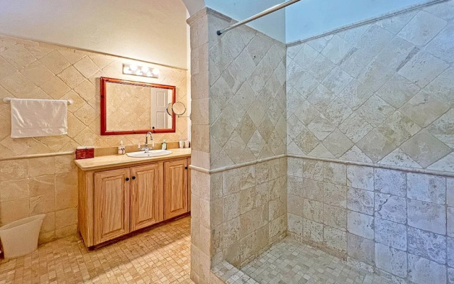 Coral Gables 3 Bedroom Home