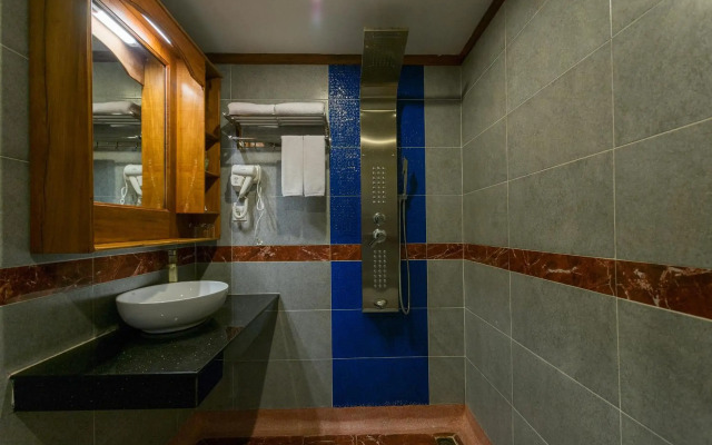 Okay Palace Hotel