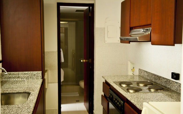 Aparta Suites Torre Poblado