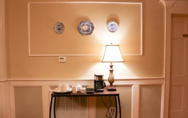 Opus House Bed and Breakfast