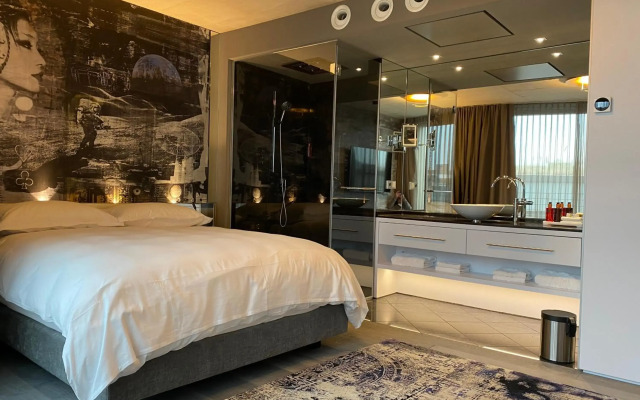 Savoy Hotel
