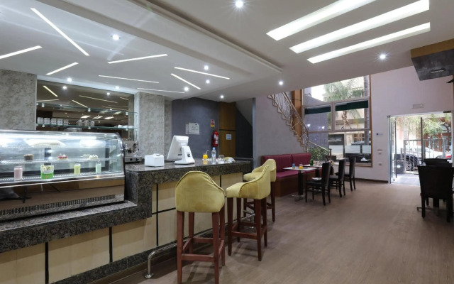 Silver Suites Hotel & Spa