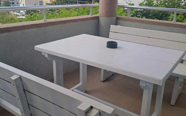 Sea House Apartments