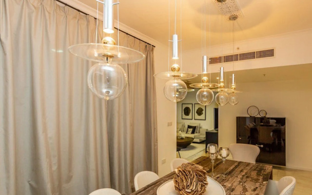 The Residences 4 by Westminster