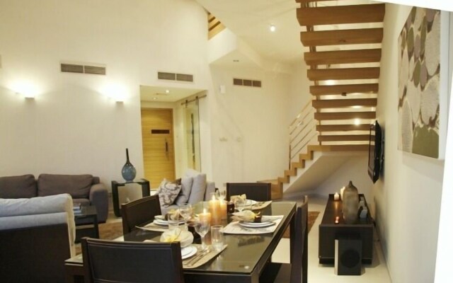Sealoft Villas