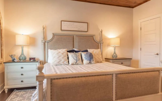 Getaway by Silver Sands Vacation Rentals