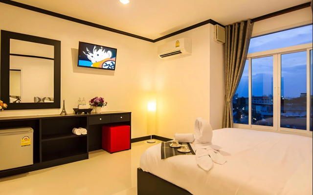 Leelawadee Grand Hotel