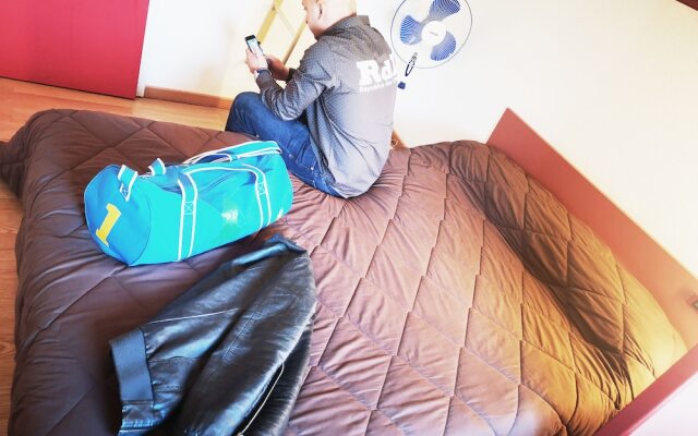 Lemon Hotel Chatellerault
