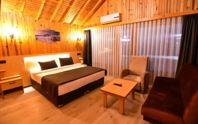 Отель Green Palace Suite 