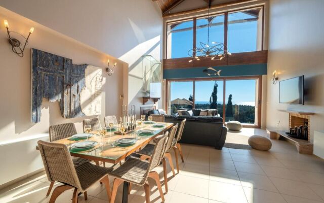 Hidden Luxury Gem Of Kefalonia ~ Villa Karmaniolos