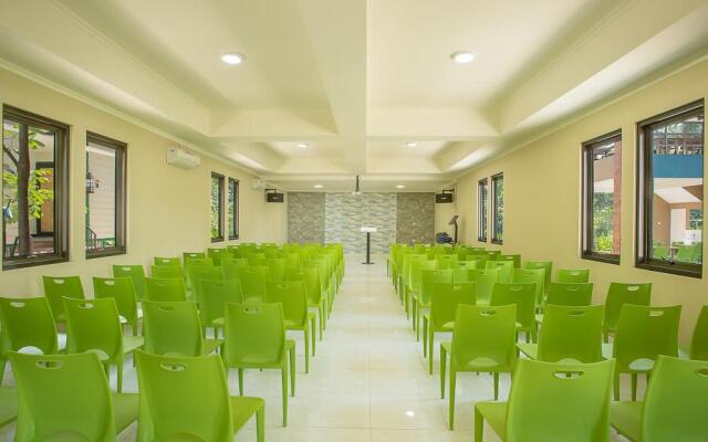 River Walk Urban Camping House