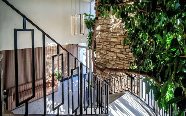 LYFE INN & SUITES by AGA - Beverly Hills