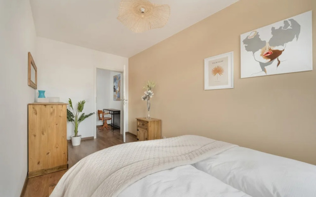 Modern Apartment With Balcony by Renters