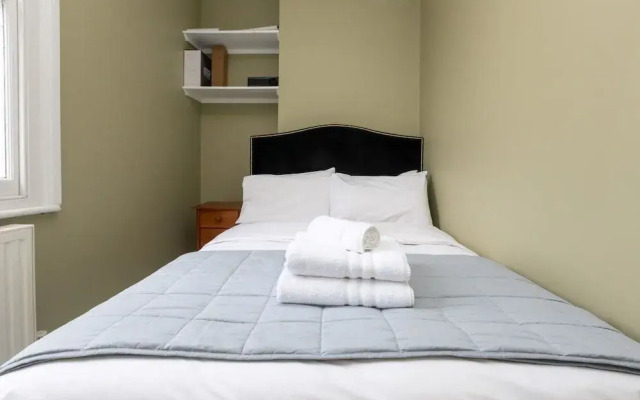 Light & Central 1BD Flat - Dalston