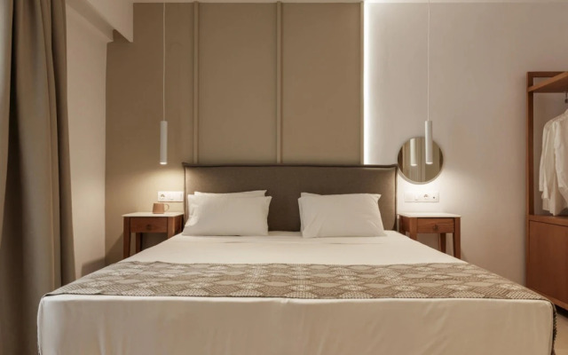 Nami Hotel & Suites