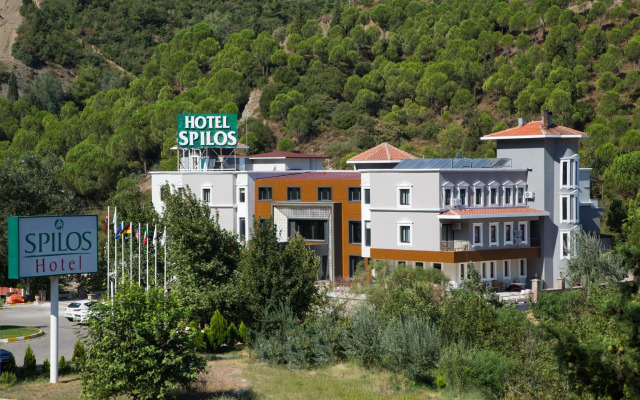 Spilos Hotel