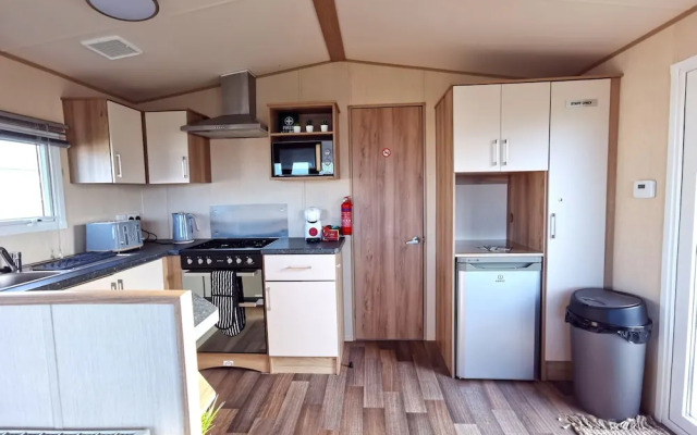 Snowdonia Sunbeach Holiday Sea and Mountain View