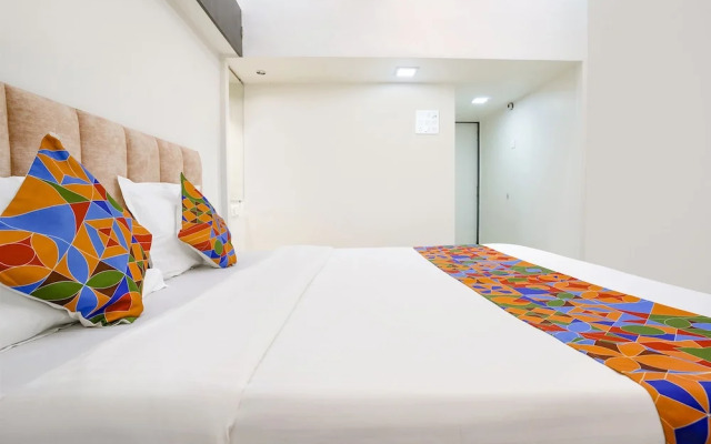 Fabhotel Saroj Inn