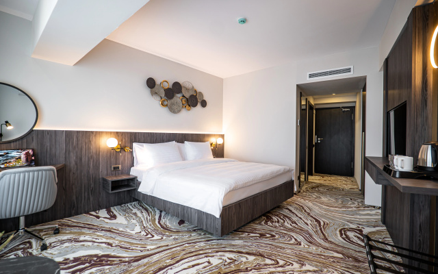 Ramada by Wyndham Bucharest Otopeni Airport - Image 3