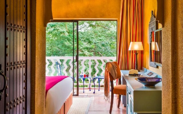 Avani Victoria Falls Resort