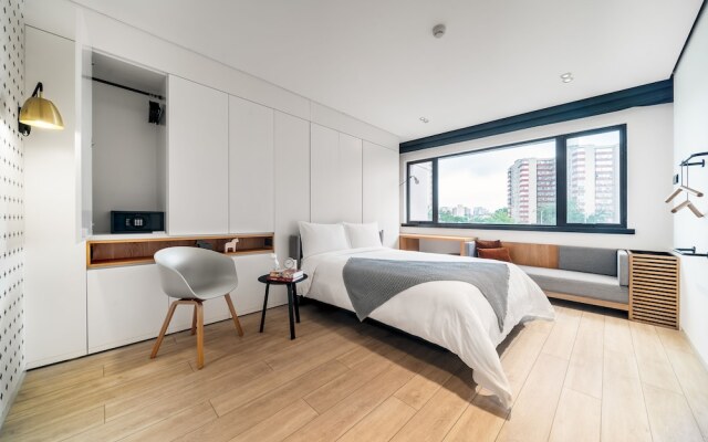 Отель Stey Sanlitun Boutique Hotel