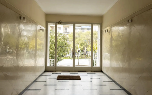 Intimate classy studio in Athens