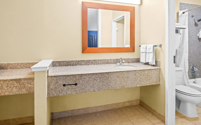 Days Inn by Wyndham Lafayette Near Lafayette Airport