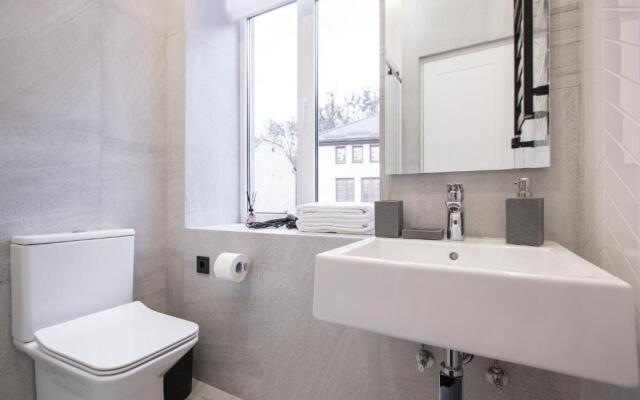 High castle park view studio Lil