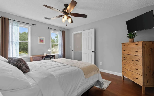 Southern Sunshine Retreat