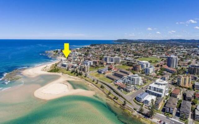 Beachcomer, Unit 2 - The Entrance, NSW