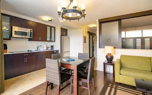Regency on Beachwalk Waikiki by OUTRIGGER