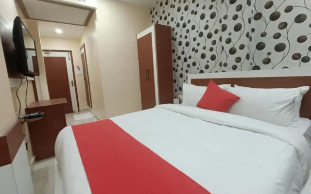 Hotel Embassy Grand