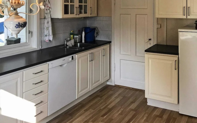 6 Person Holiday Home in Oystese