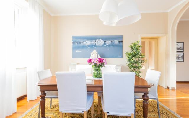 Villa Ida in Lenno with 3 bedrooms and 2.5 bathrooms
