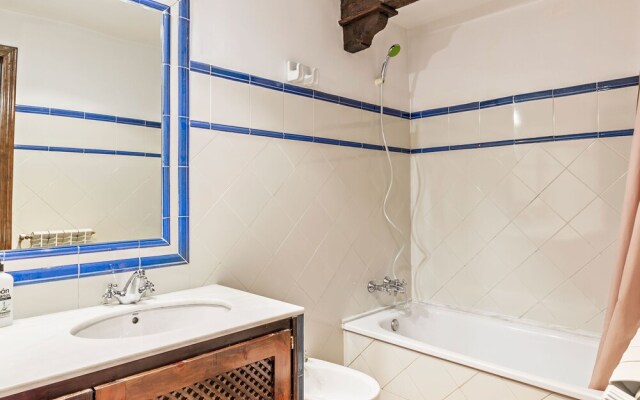 City Apartment near Alhambra