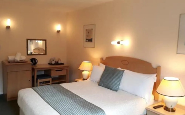 Lynford Hall Hotel