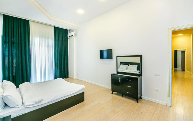 Fountan square ViP 6 bedroom