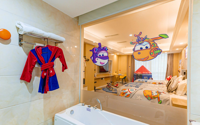Holiday Inn Express Chengdu Tianfu Square by IHG