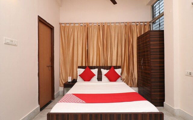 OYO 23479 Studio Atrium
