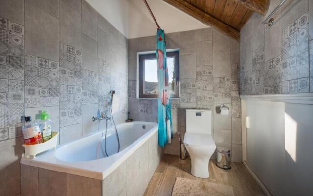 Villa Dianne Apt 2 Livadi Arachovas