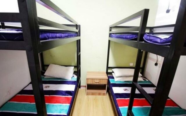 Little Free Time Internationa Hostel Qingdao