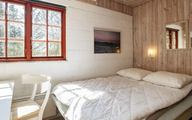 6 Person Holiday Home in Thyholm