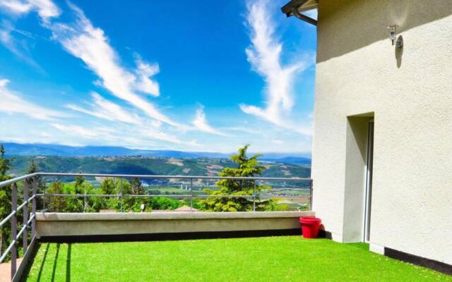 Villa complète au calme avec vue imprenable